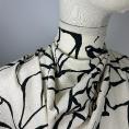 Ivory viscose and linen fabric coupon with an abstract black painted flower print 3m 1m50 x 1,40m