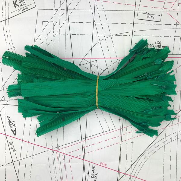 Invisible zip in malachite green 15cm x 2cm