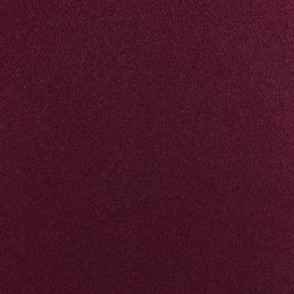 Coupon of viscose and silk crêpe fabric in blackberry colour 3m x 1,20m