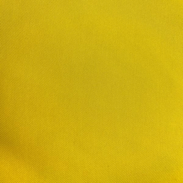 coupon de tissu twill de soie satinée jaune impérial 3m x 1,40m