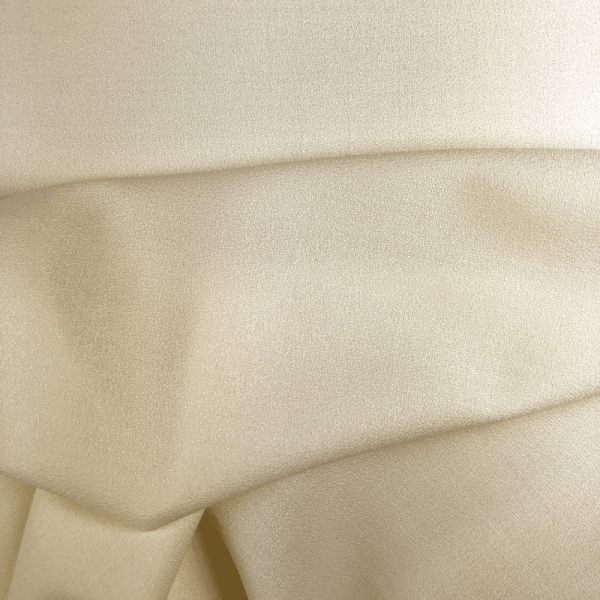 Light cream wool crepe fabric coupon 1,50m or 3m x 1,50m