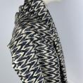 Coupon de tissu crepe de soie et viscose fond blanc motif gris noir 1,50m ou 3m x 1,40m