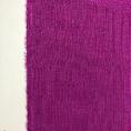 Coupon de tissu en étamine de laine et soie magenta foncé tissage chevron 3m x 1,40m