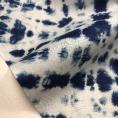 Coupon de tissu en voile de coton à imprimé tie-dye bleu indigo sur fond bleu pâle 1,50m ou 3m x 1,40m