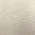 Coupon de tissu en toile de coton et élasthanne blanc cassé à motif chevron ton sur ton 1,50m ou 3m x 1,40m