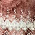 Coupon de tissu en voile de coton tie and dye couleur vieux rose à détails dentelles blanche 1,50m ou 3m x 1,50m