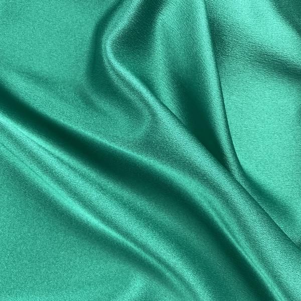 Coupon de tissu crêpe envers satin de soie en vert turquoise 1,50m ou 3m x 1,25m