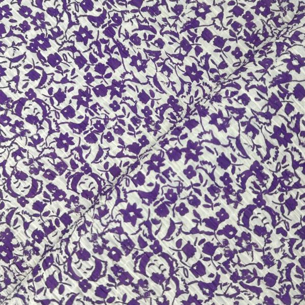 Coupon de tissu seersucker en coton mélangé blanc motif fleuri violets 3m ou 1m50 x 1m50