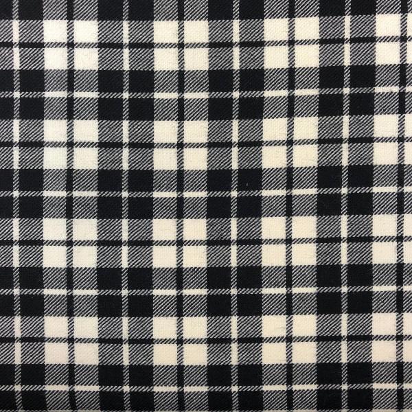 Coupon de tissu en laine nattée  à carreaux noir et blanc 1,50m ou 3m x 1,40m