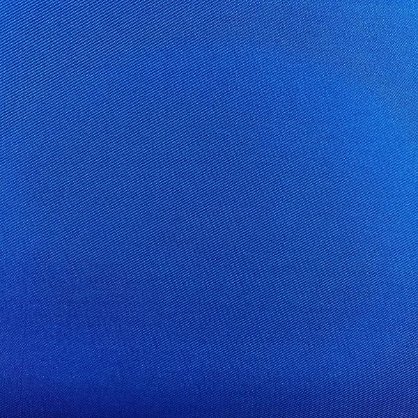 Coupon de tissu twill de soie satiné couleur bleu 1m x 0,90m