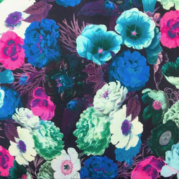 Coupon de tissu toile en coton imprimé fleurs bleu et rose 1,50m ou 3m x 1,40m